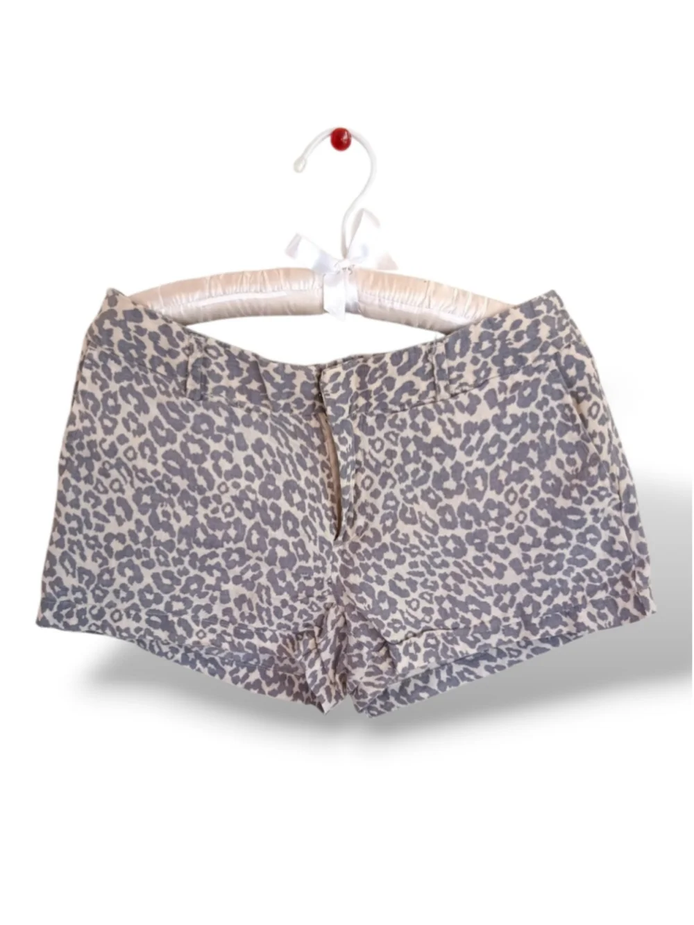 Cynthia Rowley linen shorts gray beige leopard animal print neutral Y2K low rise
